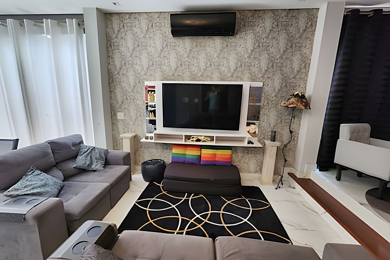 Cobertura Triplex de Luxo com Jacuzzi-Morumbi