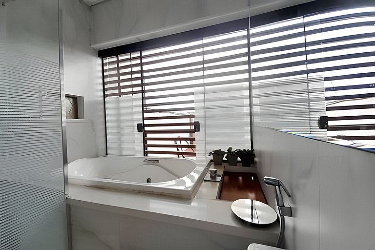 Cobertura Triplex de Luxo com Jacuzzi-Morumbi