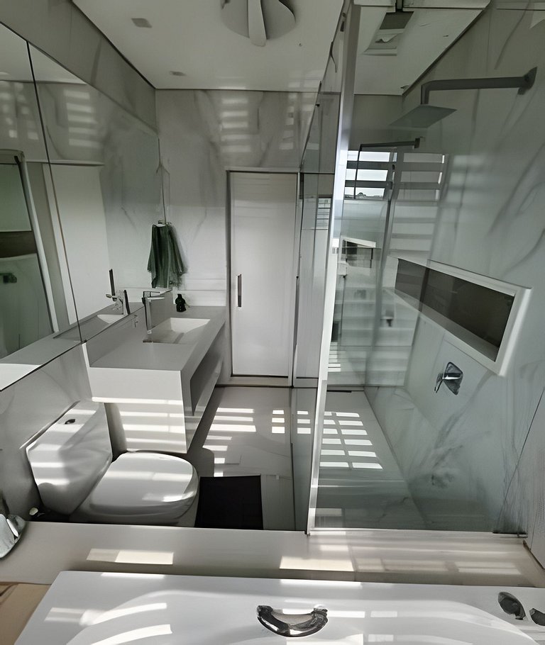 Cobertura Triplex de Luxo com Jacuzzi-Morumbi