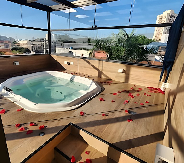 Cobertura Triplex de Luxo com Jacuzzi-Morumbi