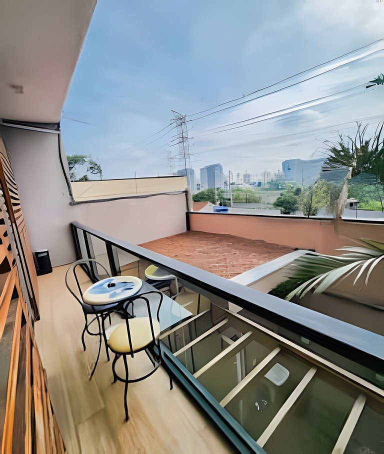Cobertura Triplex de Luxo com Jacuzzi-Morumbi
