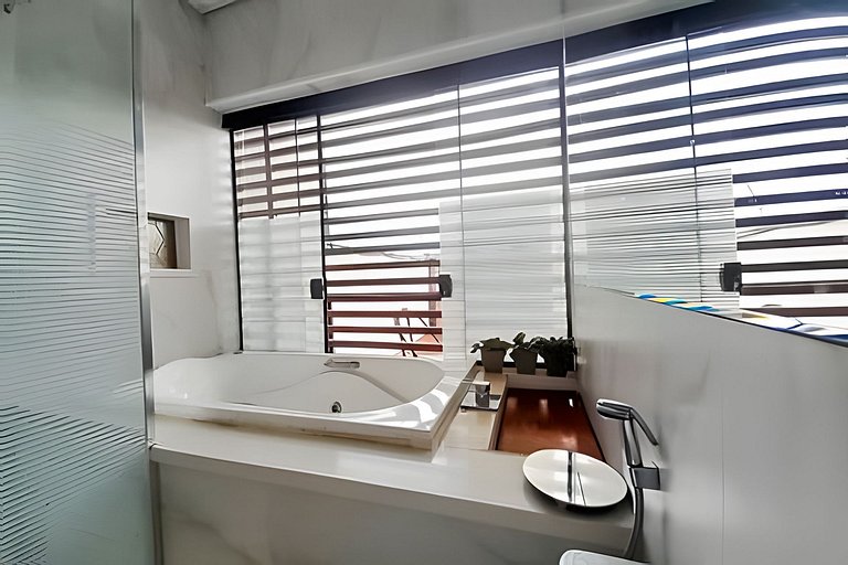 Cobertura Triplex de Luxo com Jacuzzi-Morumbi